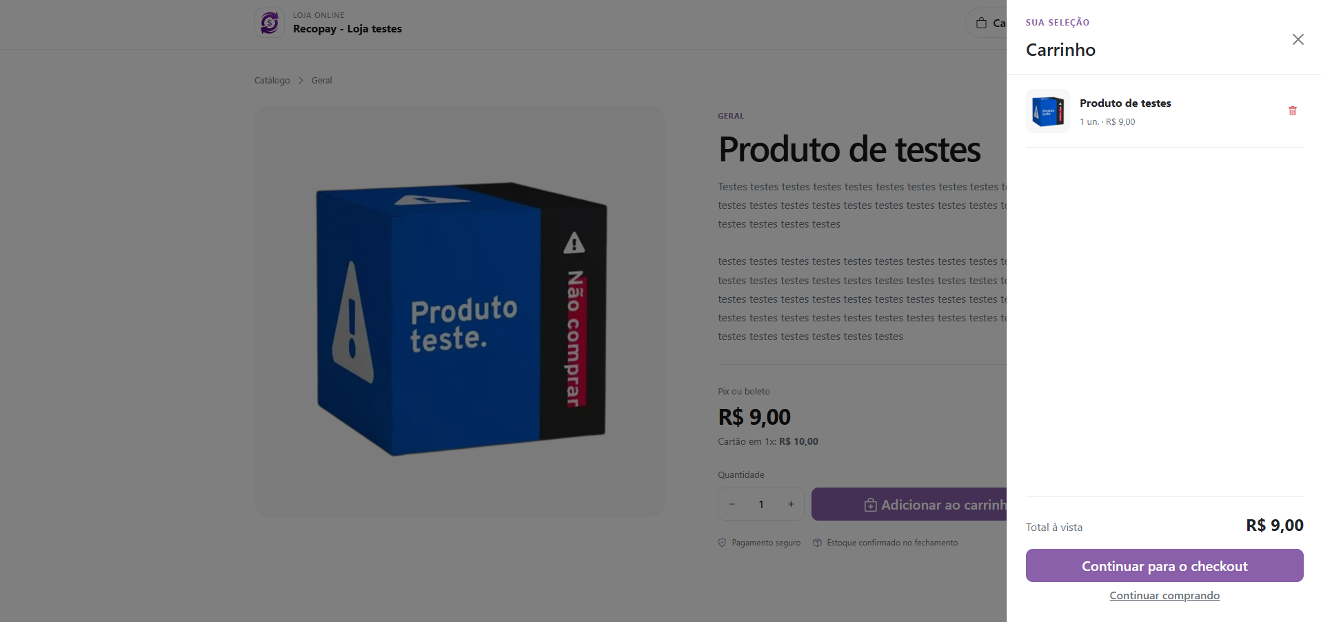 Detalhes de um produto com o carrinho lateral aberto e opção de continuar para o checkout